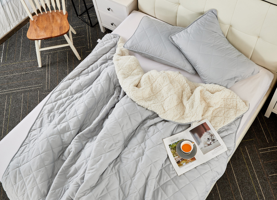 Quilt Velvet Térmico Sherpa Gris King Biancobelo